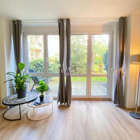 Wohlfuehl-apartment Mit Kostenfreier Tiefgarage, Wifi & Terrasse * Leipzig