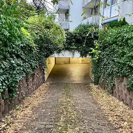 Appartement Wohlfuehl-apartment Mit Kostenfreier Tiefgarage, Wifi & Terrasse Leipzig