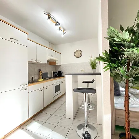 Wohlfuehl-apartment Mit Kostenfreier Tiefgarage, Wifi & Terrasse * Leipzig