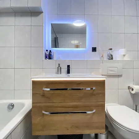 Wohlfühl-apartment Mit Kostenfreier Tiefgarage, Wifi&terrasse